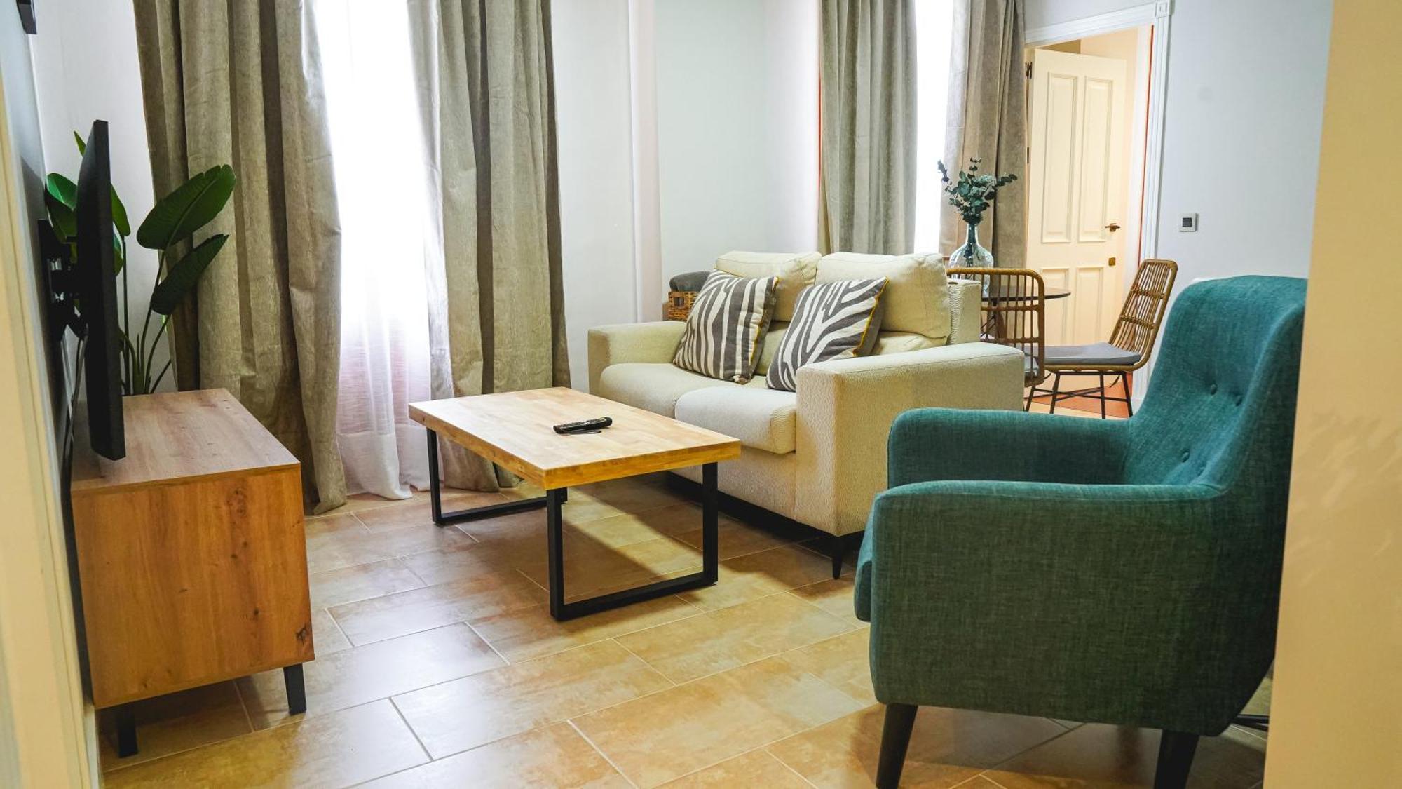 Apartamentos Puente Romano Suites Merida Exterior photo